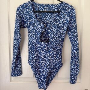 NWOT Stone Fox Swim Small Electric Daisy Suka One Piece